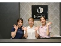 YouTube1,600万回再生スクール｜インドアゴルフのインストラクター募集
