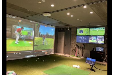 【ゴルフ好き・プロ志望者歓迎】TrackMan完備のシミュレーションゴルフ施設スタッフ｜正社員／月給30万円～／社宅完備／富士山を望む河口湖勤務